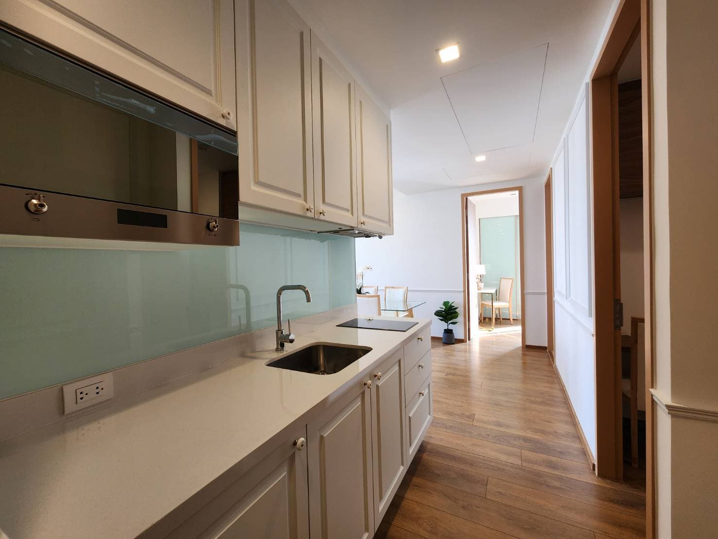 6298 – 414_kitchen.jpg