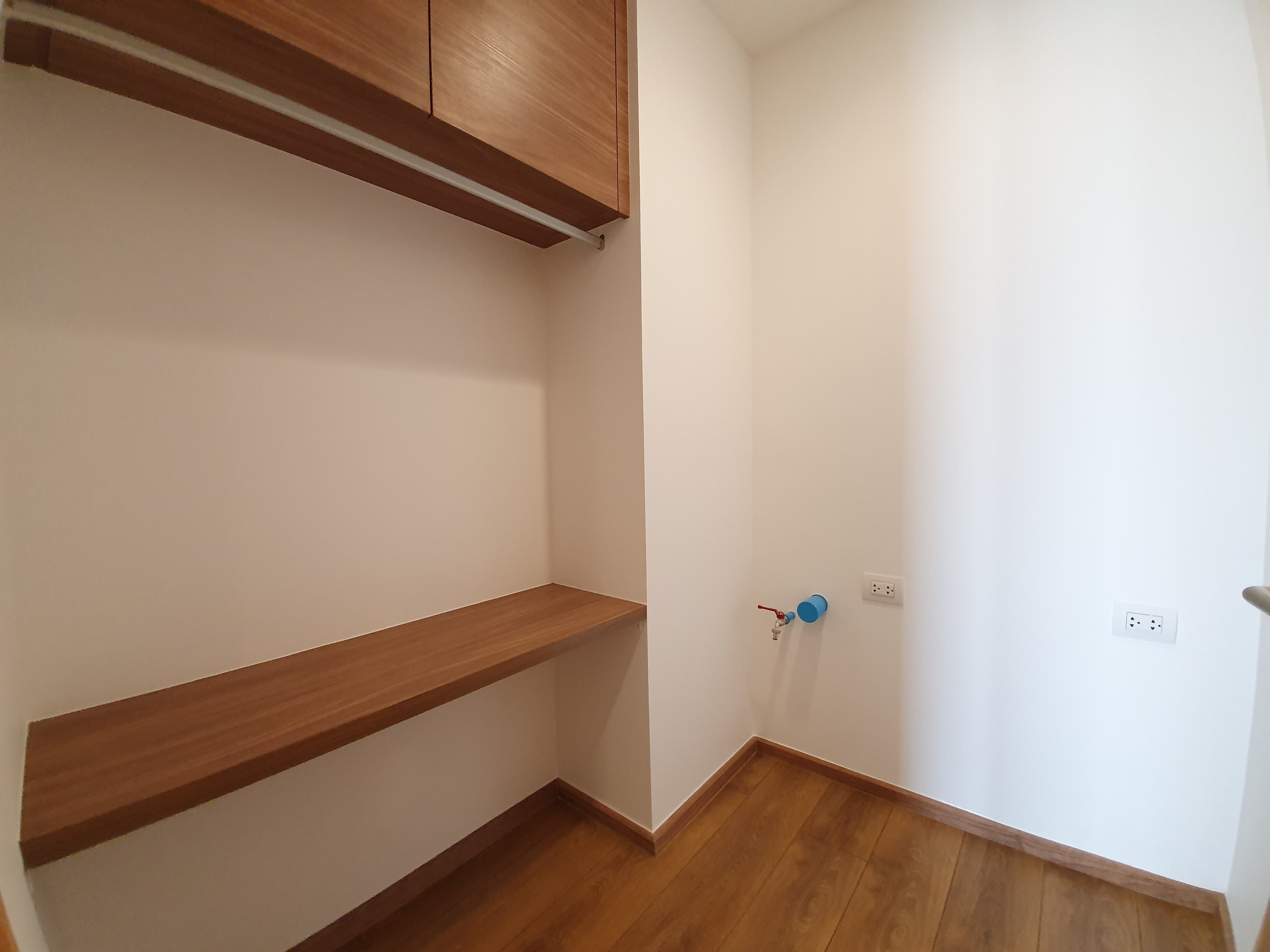 6298 – 542_facility.jpg